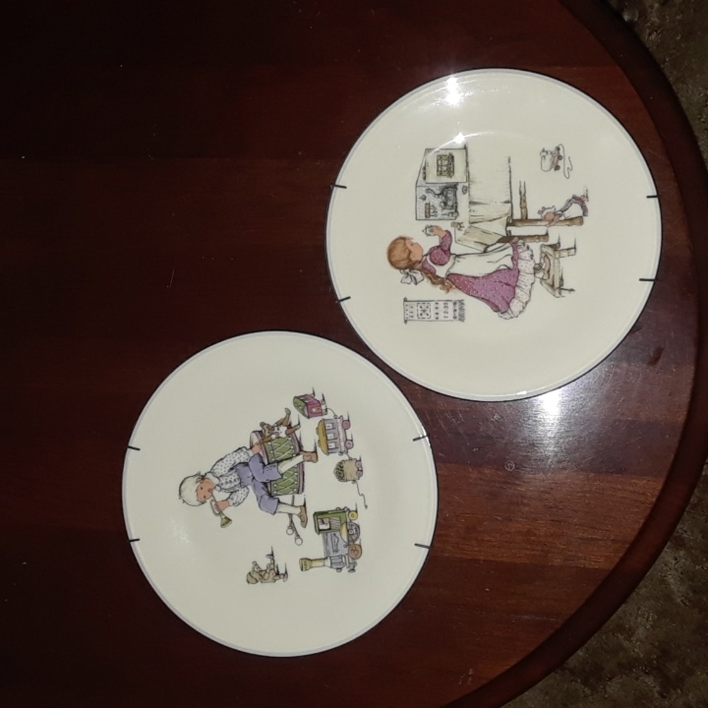 Lenox L86 Stool and toy drum plates